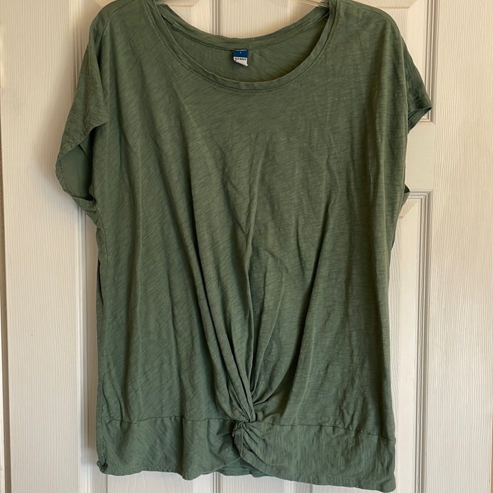 Jade green maternity tshirt with front knot detail